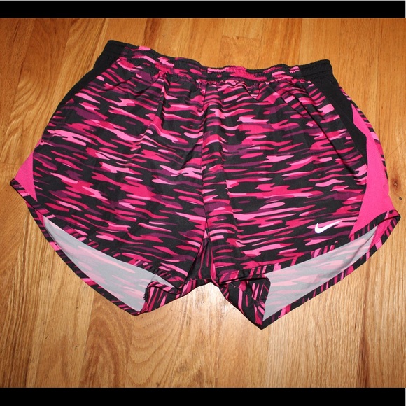 Nike Pants - Pink Camo Nike dri-fit athletic shorts